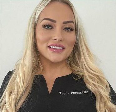 Cheree from Turn Back Time Cosmetics aesthetics practitioner